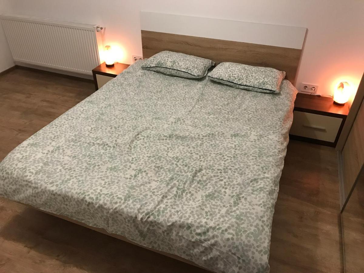 R&S Apartment Cluj-Napoca Eksteriør billede