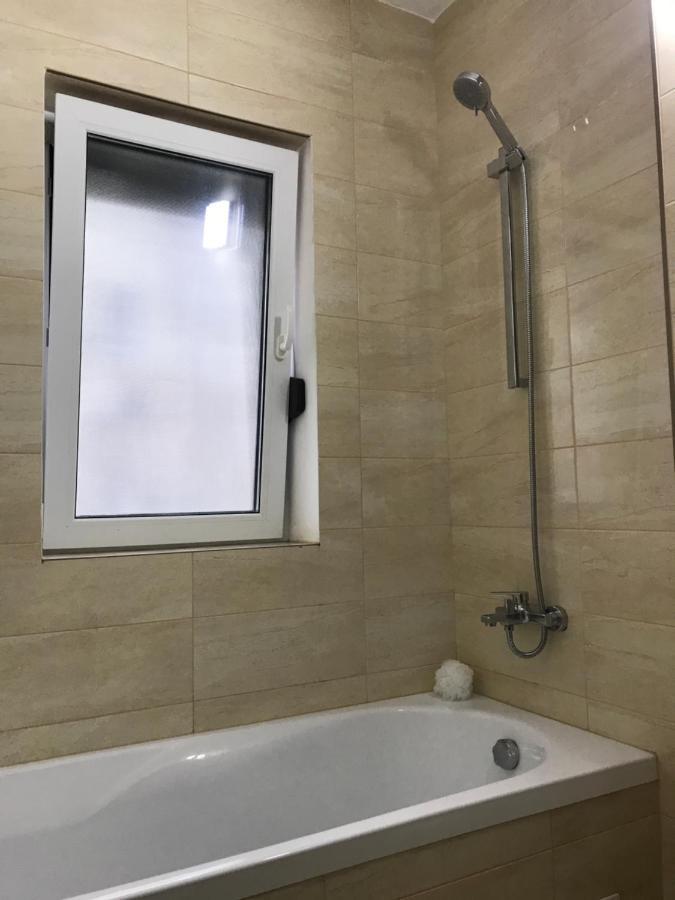 R&S Apartment Cluj-Napoca Eksteriør billede