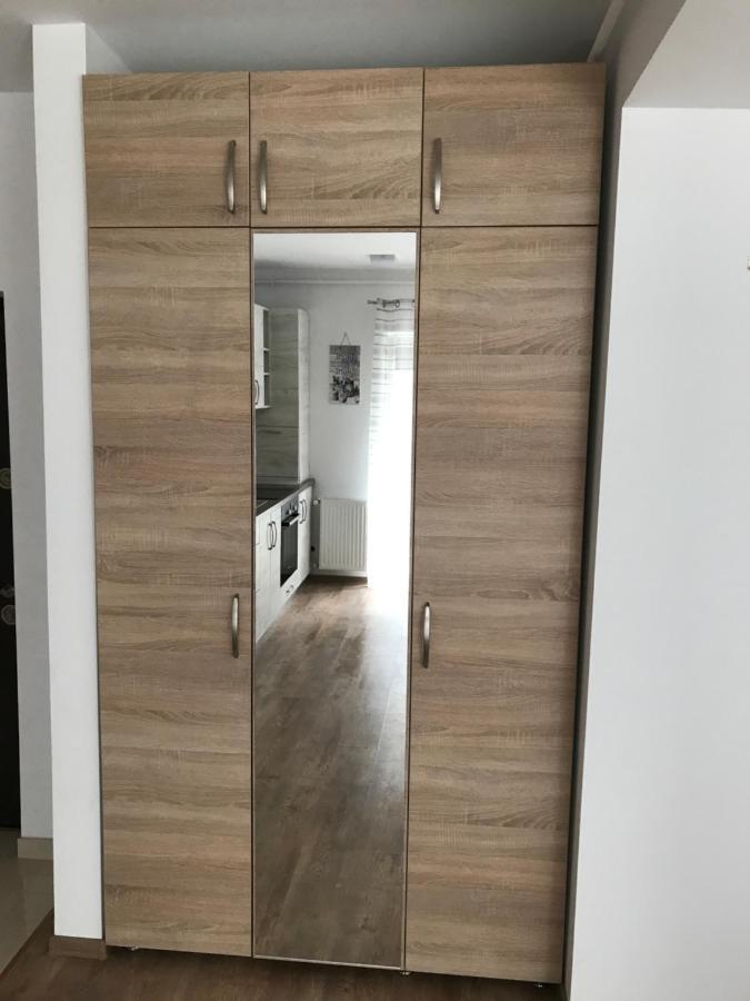 R&S Apartment Cluj-Napoca Eksteriør billede