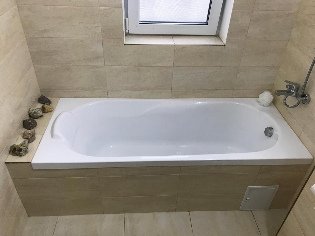 R&S Apartment Cluj-Napoca Eksteriør billede