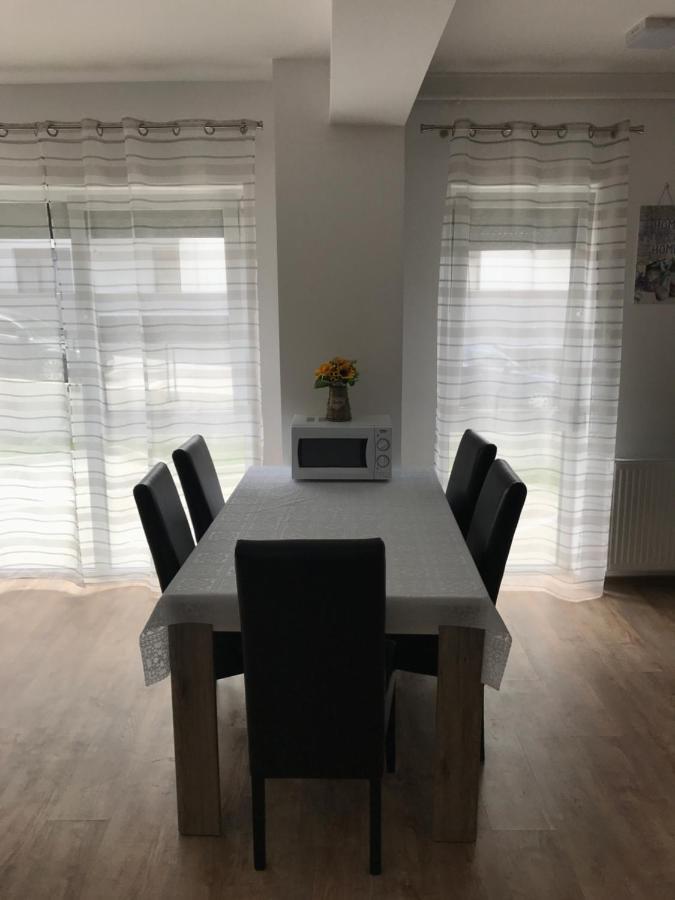 R&S Apartment Cluj-Napoca Eksteriør billede